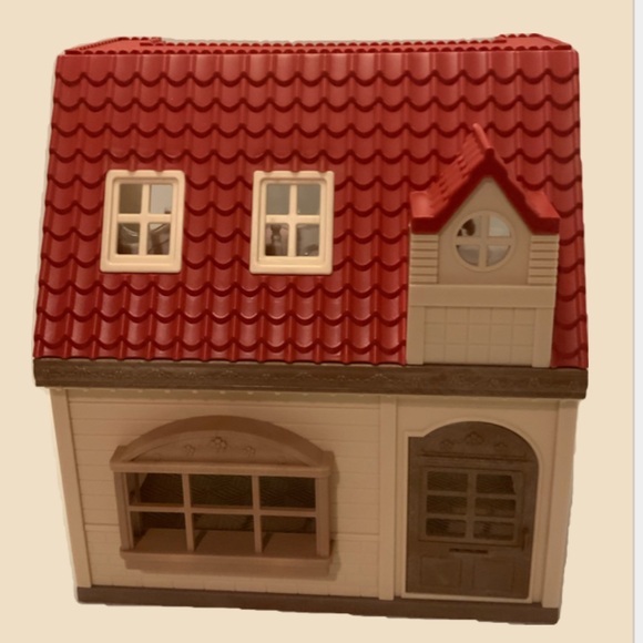 Calico Critters Play House - Picture 1 of 13
